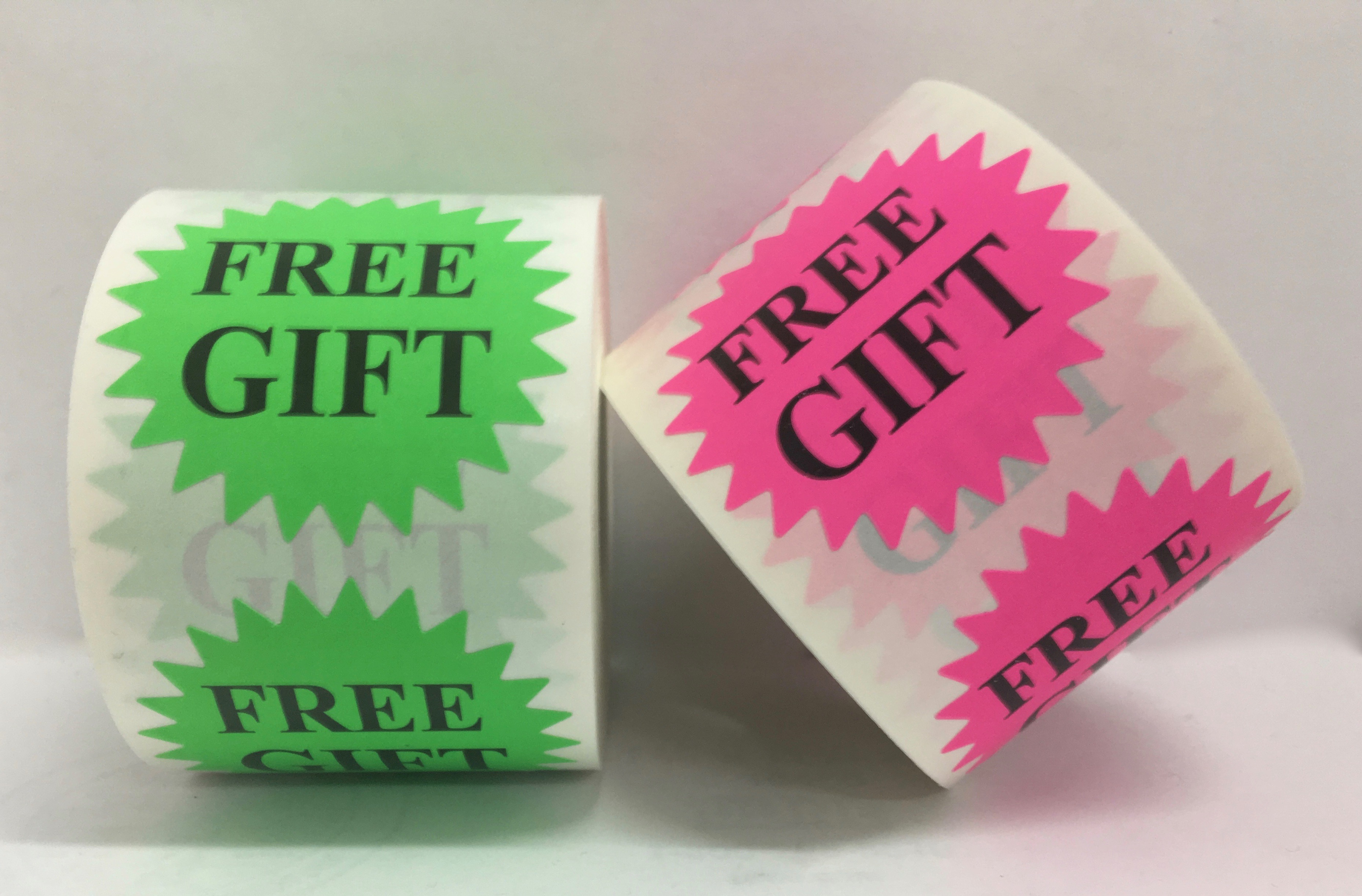 GREEN Starburst 'FREE GIFT', 500 Labels Per Roll